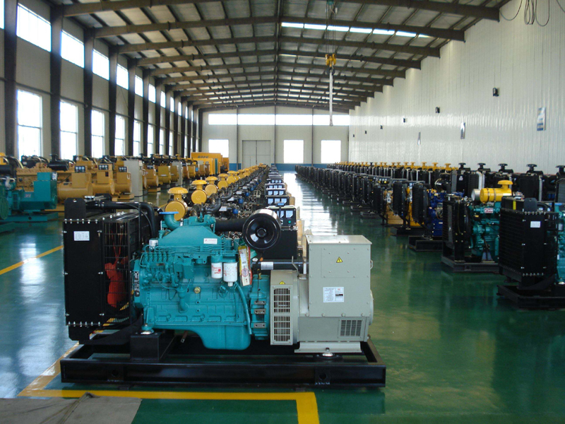 百色租赁发电机-柴油发电机组冒蓝烟、冒黑烟、冒白烟故障分析