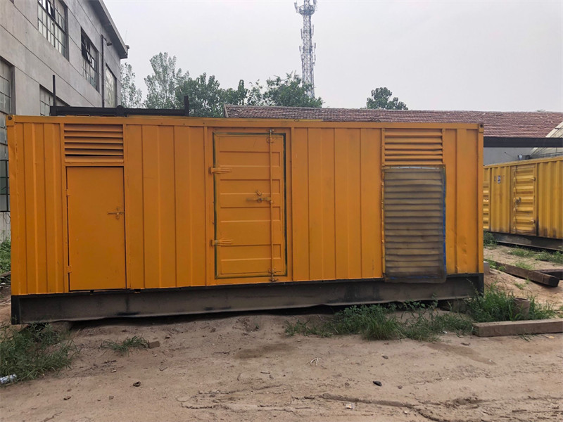 百色柴油发电机如何判断新机油是否已经完全充满机油滤清器？