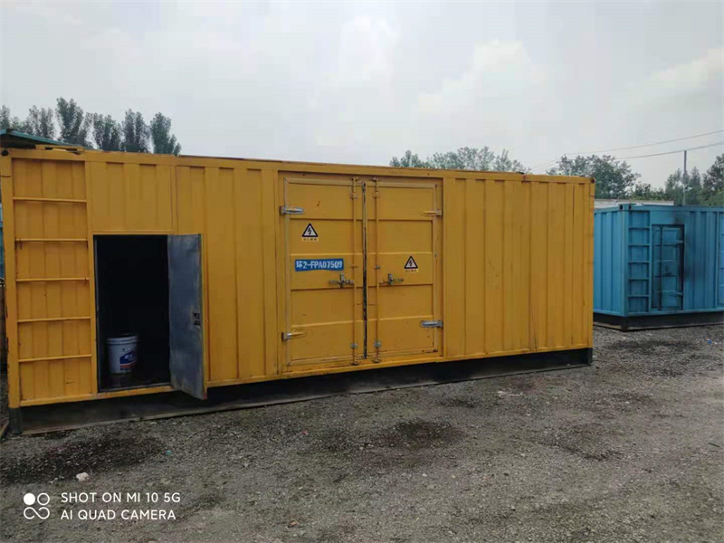 百色200KW柴油发电机组需要配备什么型号的电缆线？