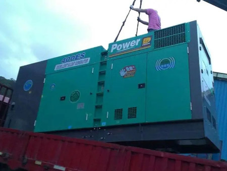 百色柴油发电机组转速不稳定时，如何对发动机进行维护？