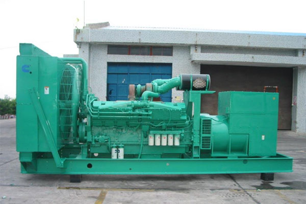 百色工厂发电机应急发电时如何更准确地检查发电机状态？