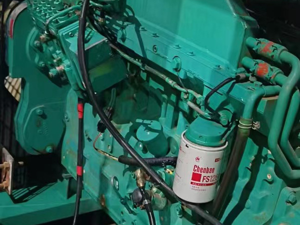 百色如何确定新的发电机组控制系统是否与原系统兼容？