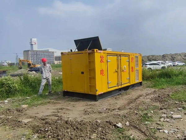 百色冬季低温环境下，发电机组启动电瓶的容量需求是否会增加？